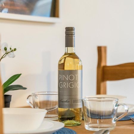 Cradley Heath Stylish New Apartment - Free Wifi & Netflix - Top Rated - 3Mh מראה חיצוני תמונה