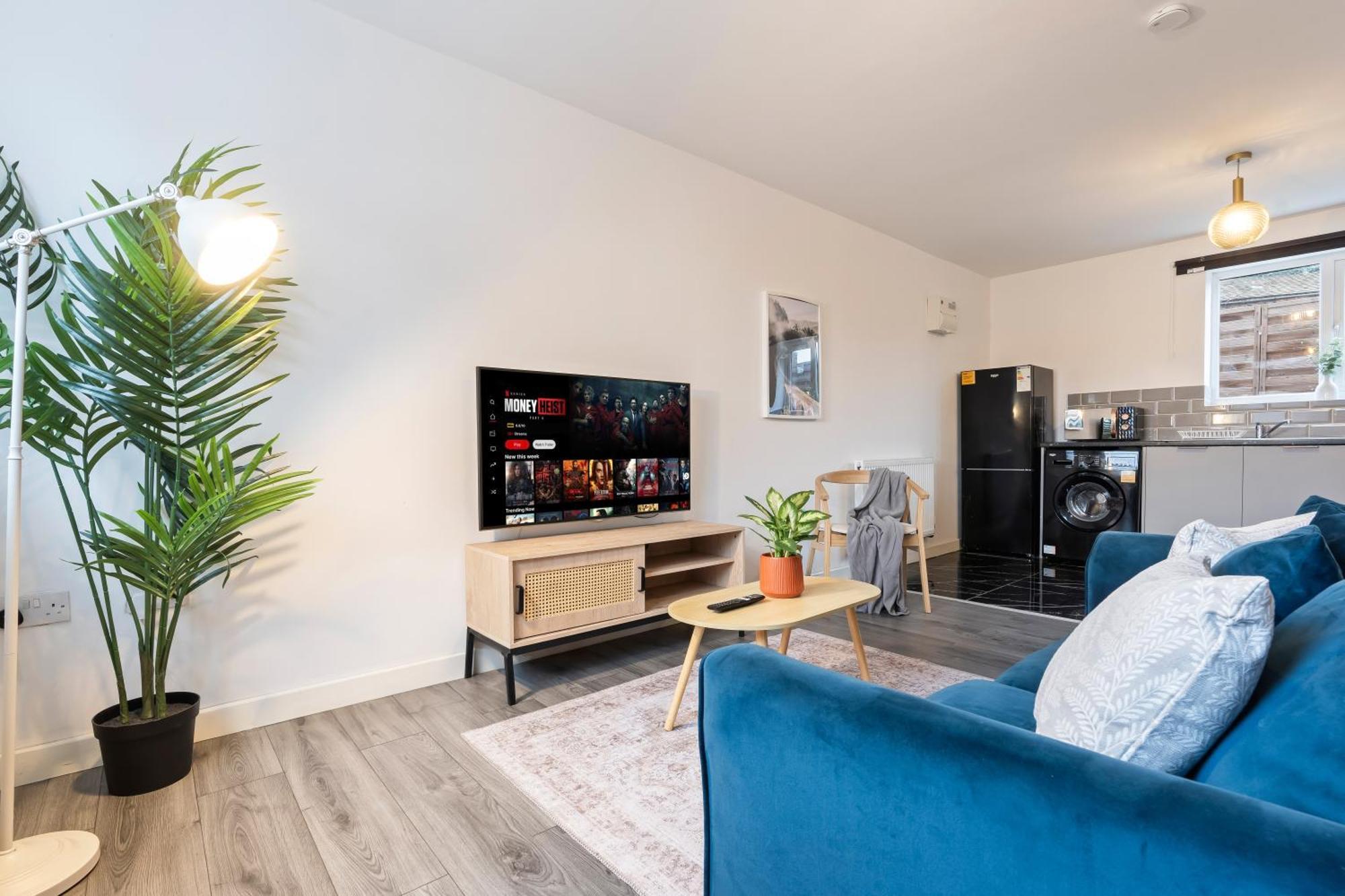 Cradley Heath Stylish New Apartment - Free Wifi & Netflix - Top Rated - 3Mh מראה חיצוני תמונה